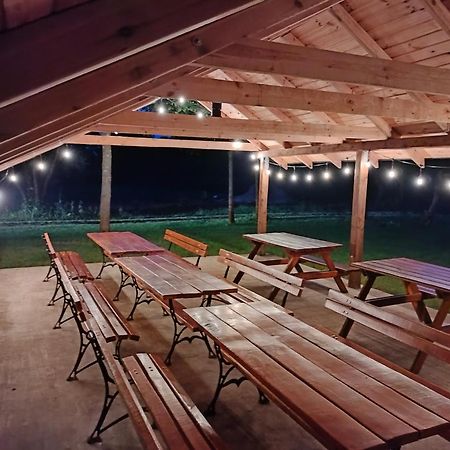 Hotel Lesne Zacisze-Pole Namiotowe Pisklaki Exteriér fotografie